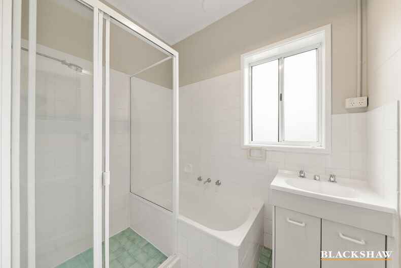 30 McKinlay Street Narrabundah 30 McKinlay Street Narrabundah