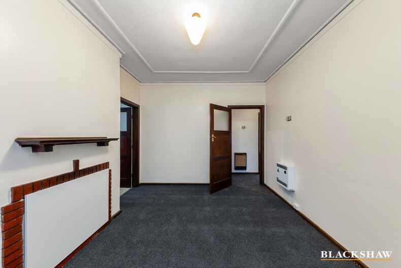 34 Lockyer Street Griffith 34 Lockyer Street Griffith