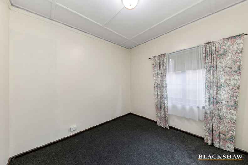 34 Lockyer Street Griffith 34 Lockyer Street Griffith