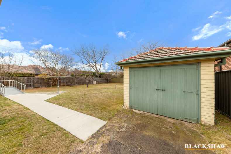 34 Lockyer Street Griffith 34 Lockyer Street Griffith