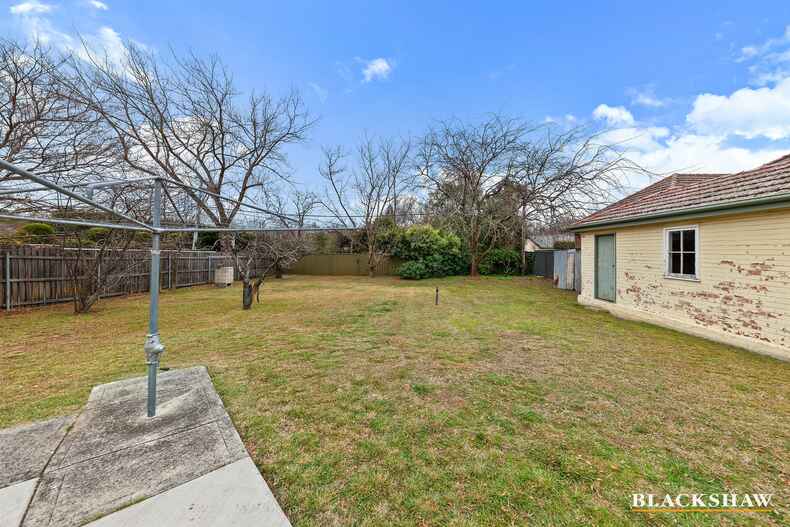 34 Lockyer Street Griffith 34 Lockyer Street Griffith