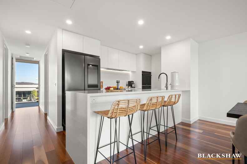 707/4 Anzac Park Campbell 707/4 Anzac Park Campbell