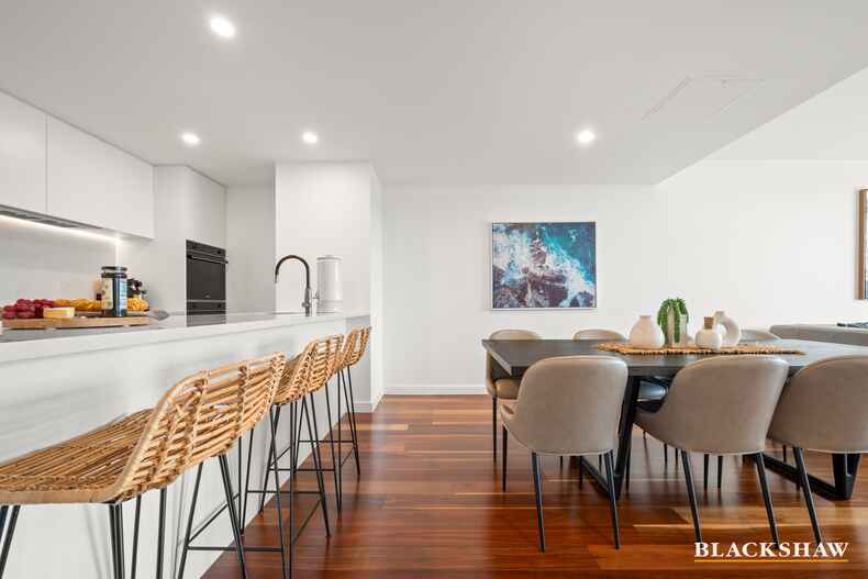 707/4 Anzac Park Campbell 707/4 Anzac Park Campbell