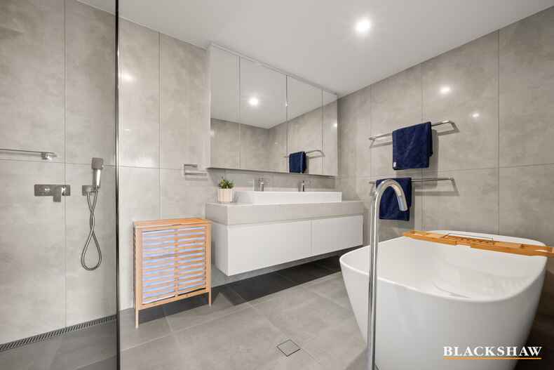 707/4 Anzac Park Campbell 707/4 Anzac Park Campbell