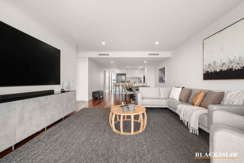 707/4 Anzac Park Campbell 707/4 Anzac Park Campbell