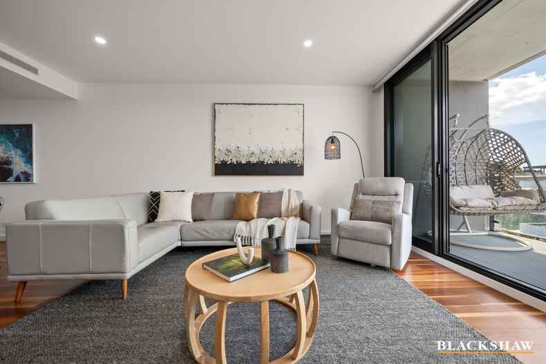 707/4 Anzac Park Campbell 707/4 Anzac Park Campbell