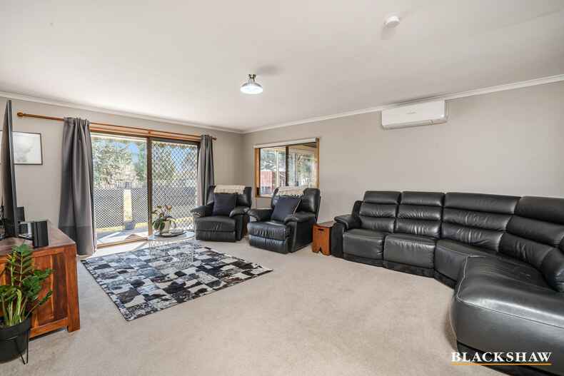 19 Ryrie Street Michelago