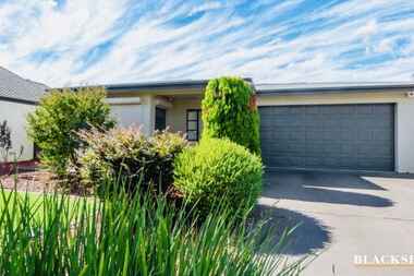 4 Scully Street Gordon