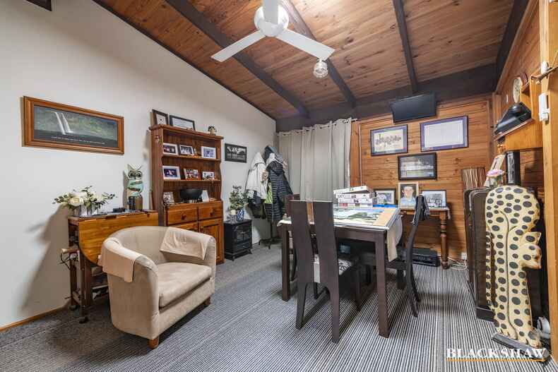 14A & 14B Vanzetti Crescent Kambah