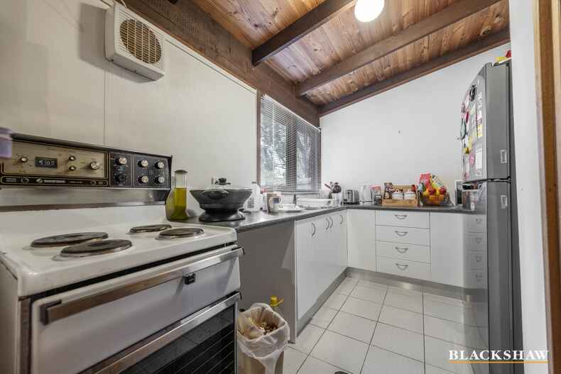 14A & 14B Vanzetti Crescent Kambah