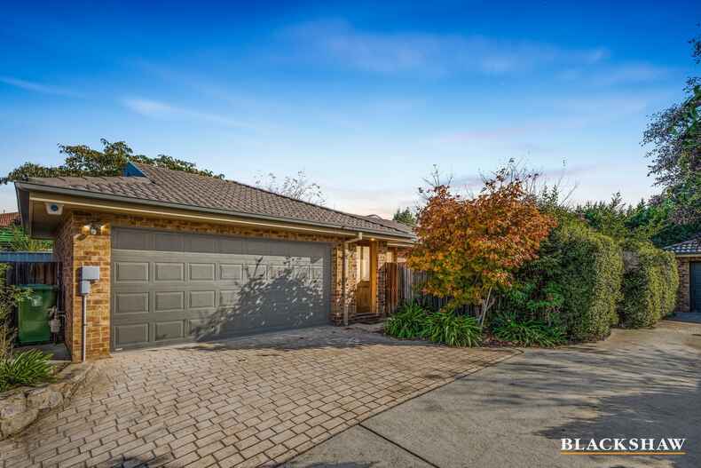2/25 Stornaway Road Queanbeyan