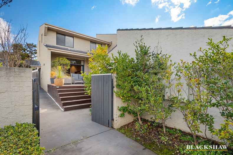 5/19 Schomburgk Street Yarralumla