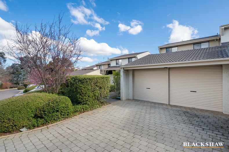 5/19 Schomburgk Street Yarralumla