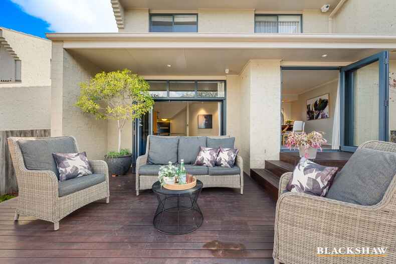 5/19 Schomburgk Street Yarralumla