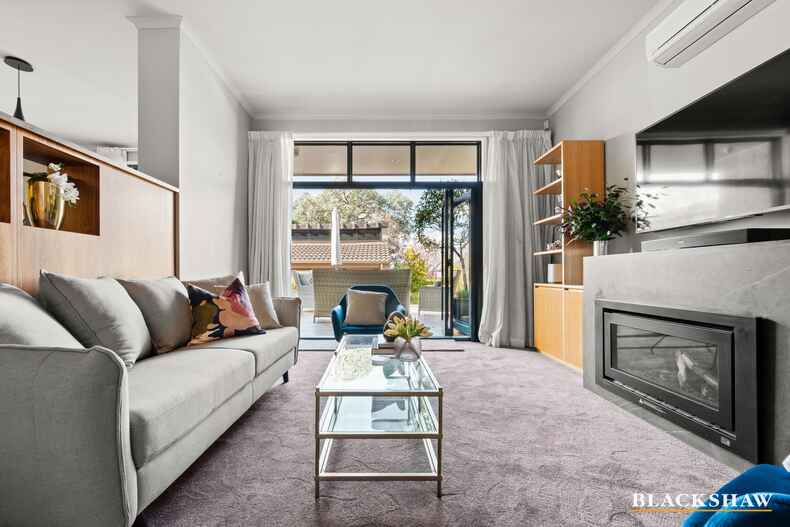 5/19 Schomburgk Street Yarralumla