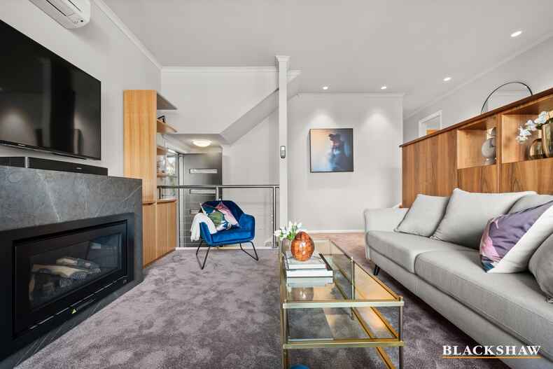 5/19 Schomburgk Street Yarralumla