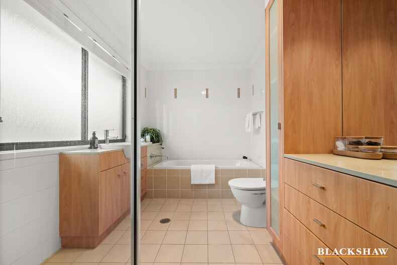 5/19 Schomburgk Street Yarralumla