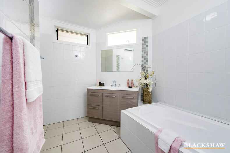 12 Thorpe Avenue Queanbeyan