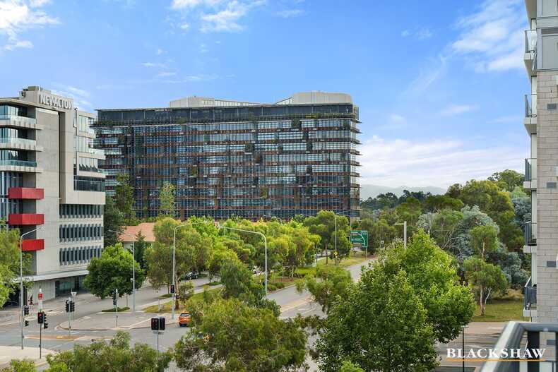 56/2 Edinburgh Avenue City