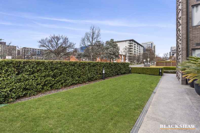 6/27 Moore Street Turner