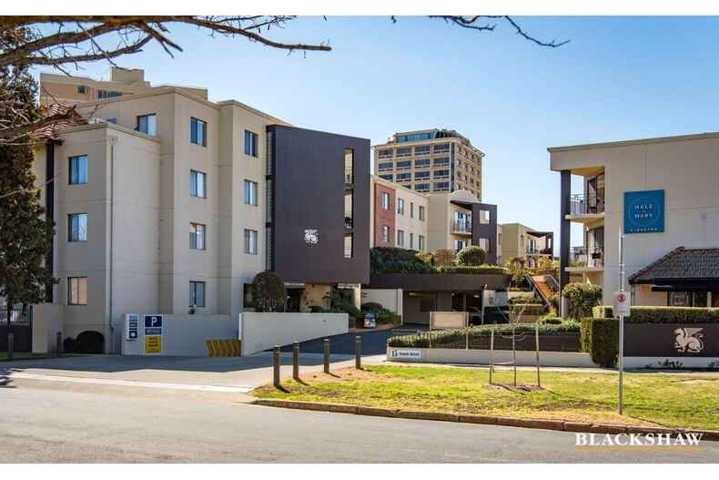 104/15 Tench Street Kingston