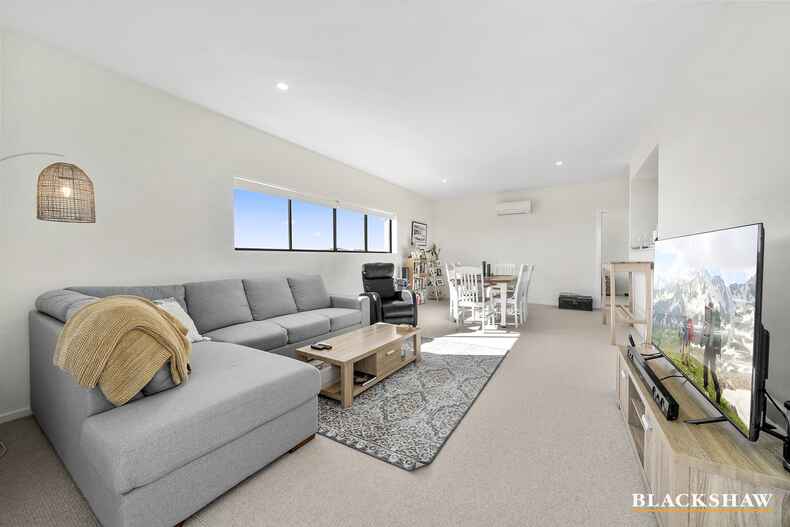 203/189 Gorman Drive Googong