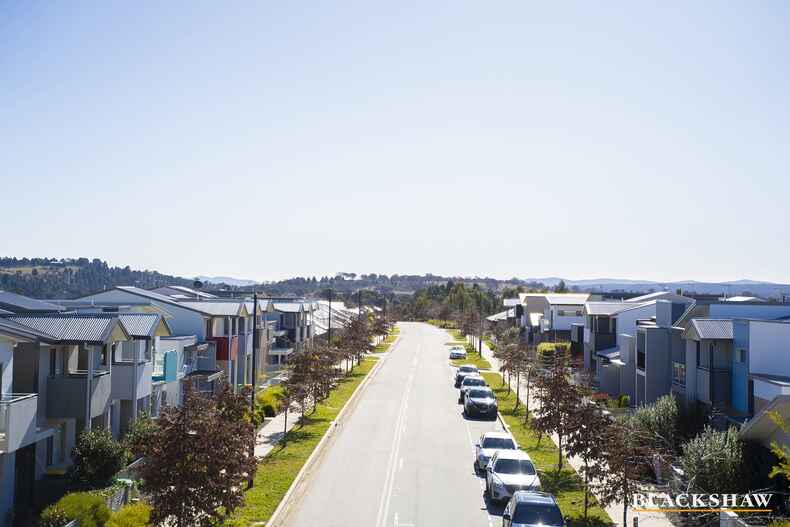 203/189 Gorman Drive Googong