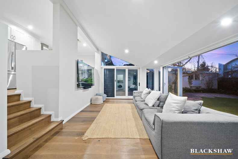 4 Bailey Place Yarralumla