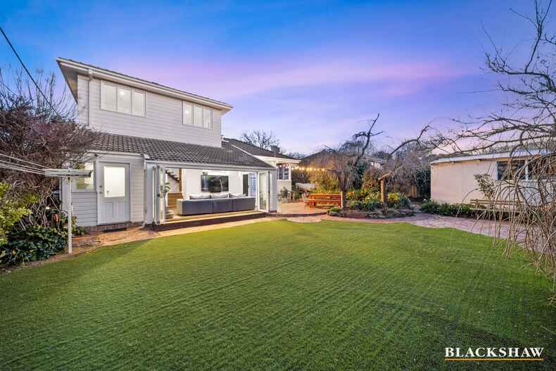 4 Bailey Place Yarralumla