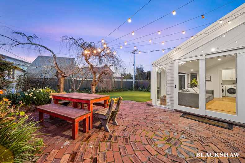 4 Bailey Place Yarralumla