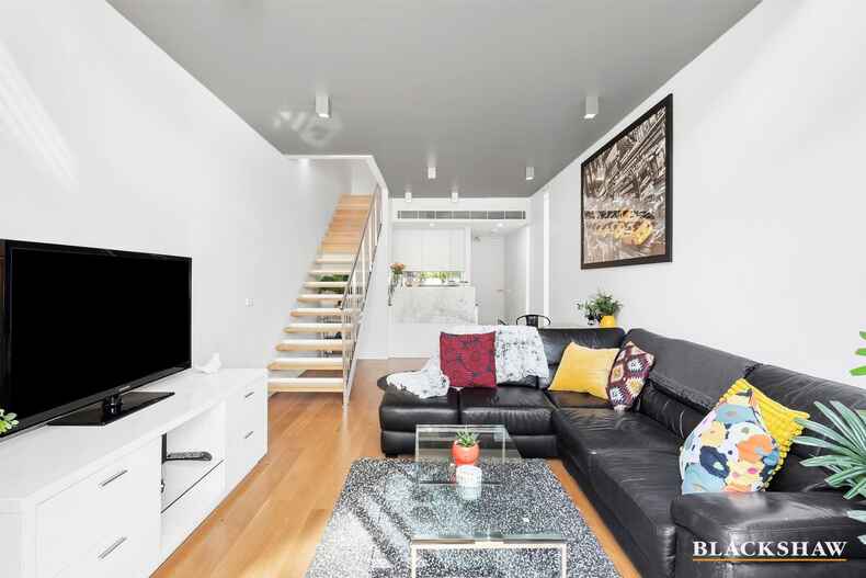 8/5 Burbury Close Barton 8/5 Burbury Close Barton