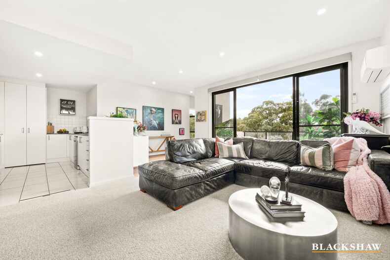 24/40 Eileen Good Street Greenway