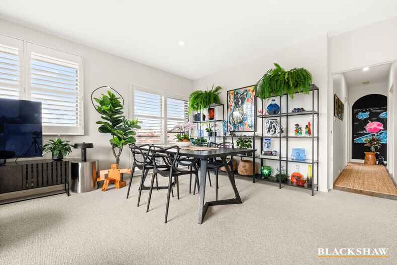 24/40 Eileen Good Street Greenway