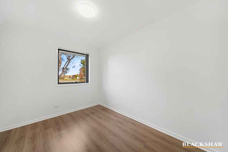 15 Boswell Crescent Florey