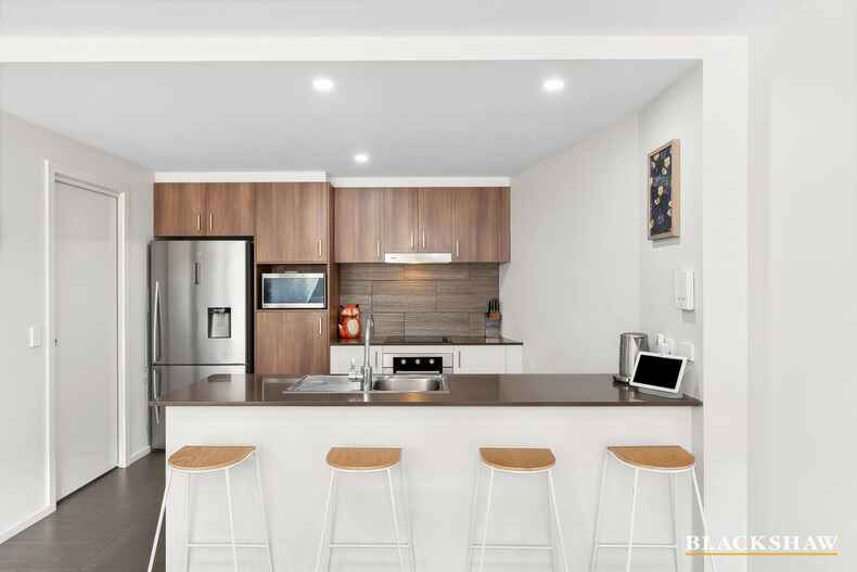 14/35 Oakden Street Greenway