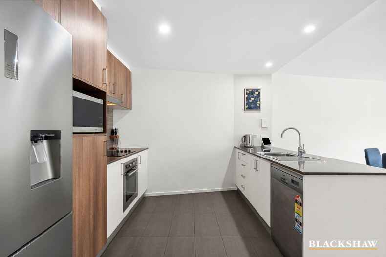 14/35 Oakden Street Greenway