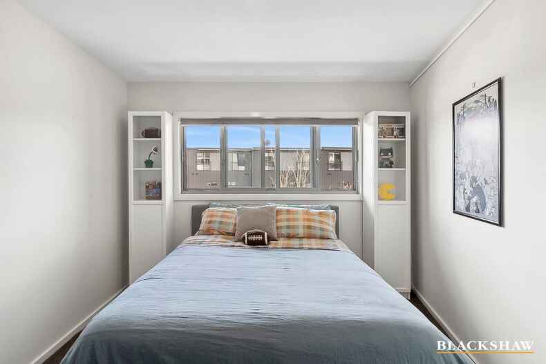 14/35 Oakden Street Greenway