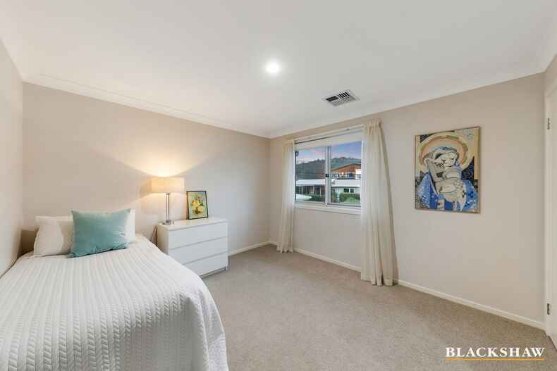 15 Carrington Street Deakin