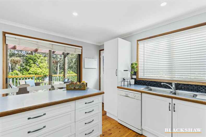 100 Edward Road Batehaven 100 Edward Road Batehaven