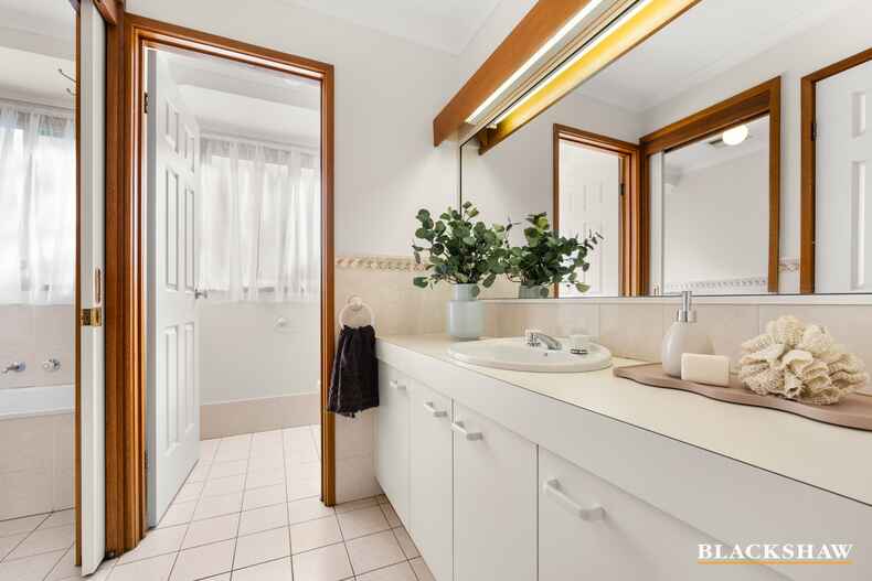 3 Maclagan Street Isaacs