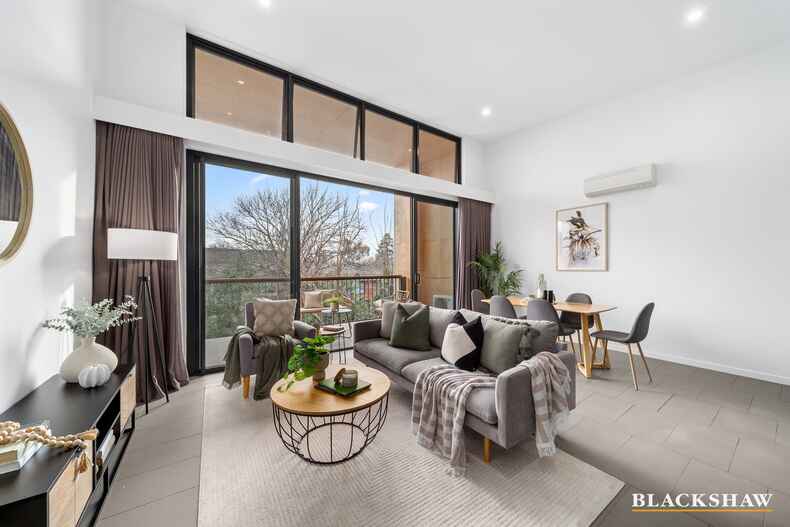 15/50 Lowanna Street Braddon