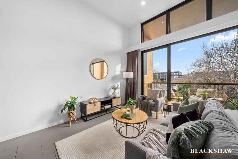15/50 Lowanna Street Braddon
