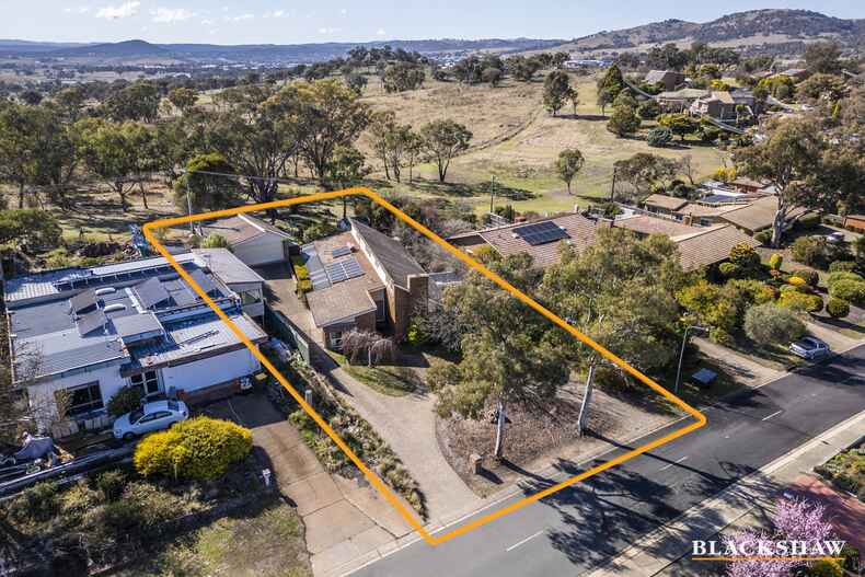 131 Jackie Howe Crescent Macarthur
