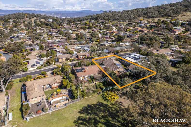 131 Jackie Howe Crescent Macarthur