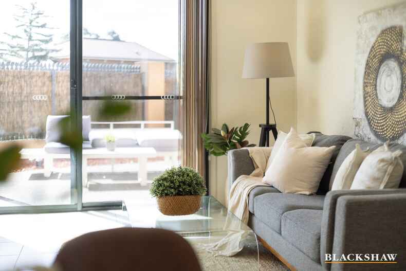 2/56 Tharwa Road Queanbeyan