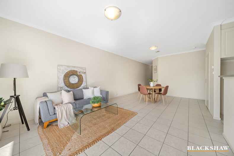 2/56 Tharwa Road Queanbeyan