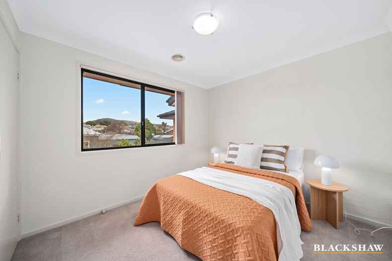 2/56 Tharwa Road Queanbeyan