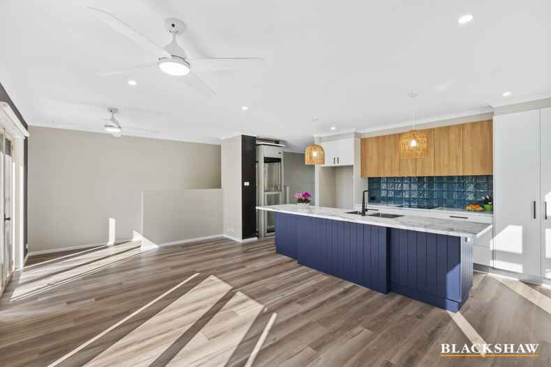 10/28 Michener Court Long Beach 10/28 Michener Court Long Beach