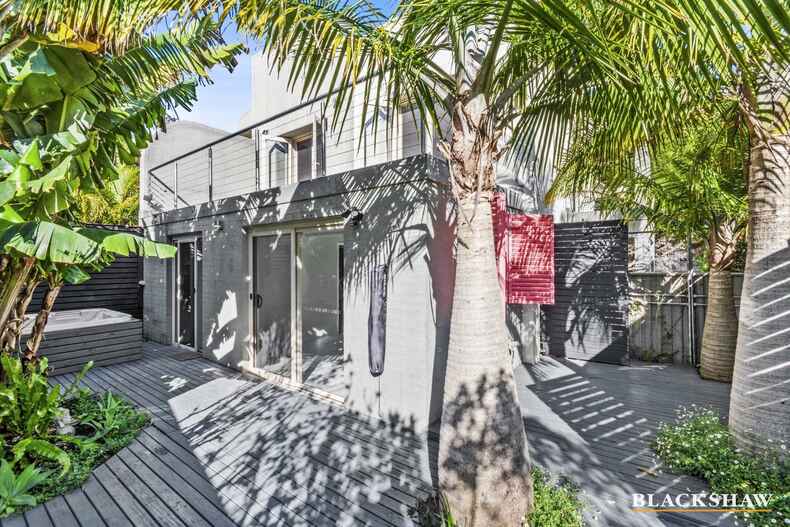 10/28 Michener Court Long Beach 10/28 Michener Court Long Beach