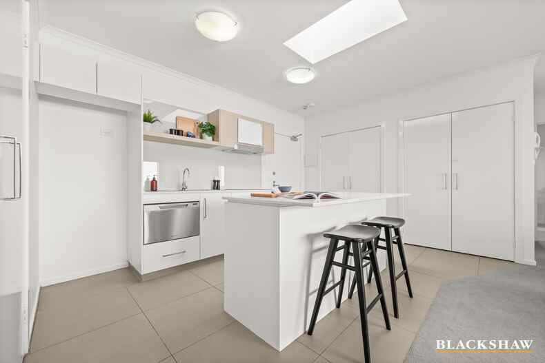 19/56 Cowlishaw Street Greenway